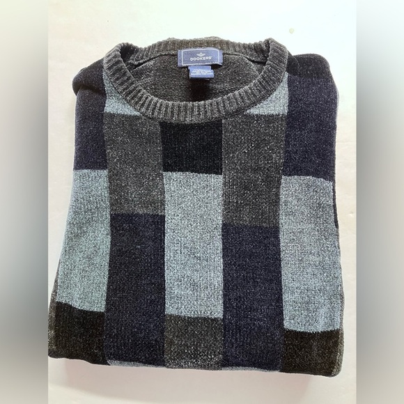 Dockers’ Men’s Pullover Sweater, Large, Navy Blue/Grays, Velour Feel - Picture 2 of 3